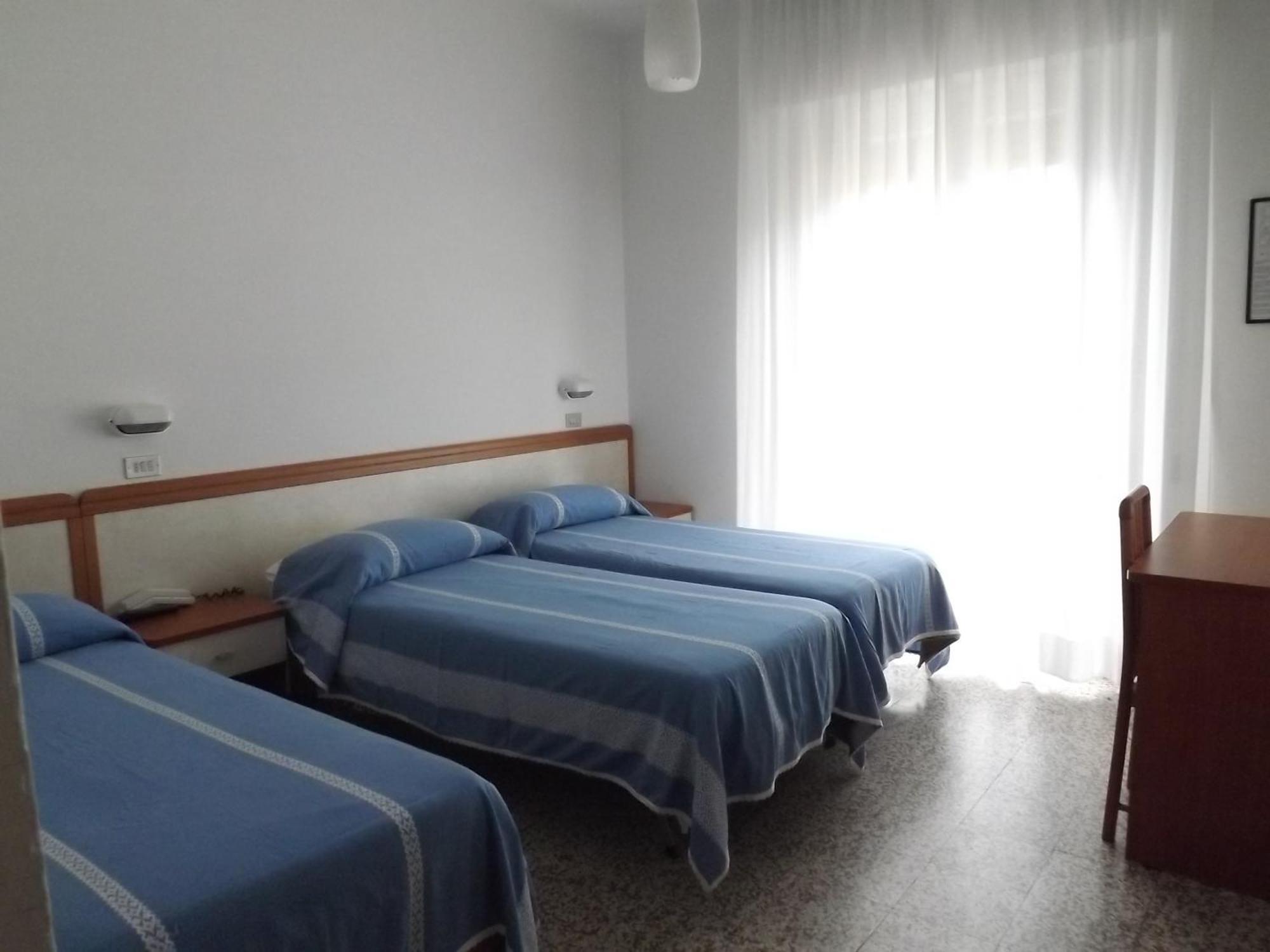 Hotel Tura Bellaria-Igea Marina Camera foto
