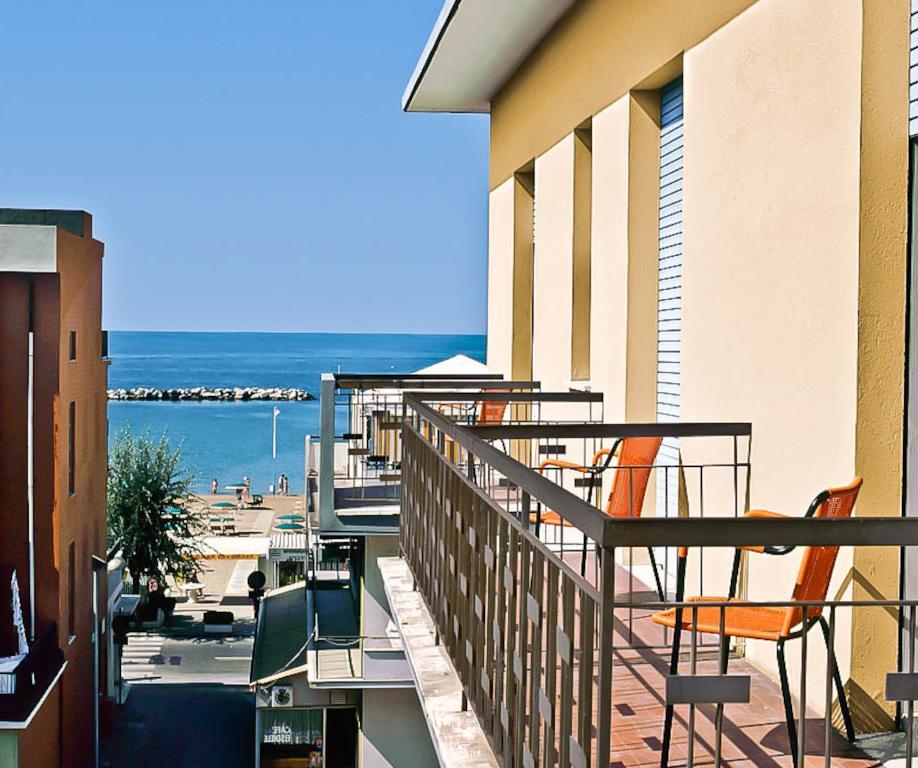 Hotel Tura Bellaria-Igea Marina Camera foto