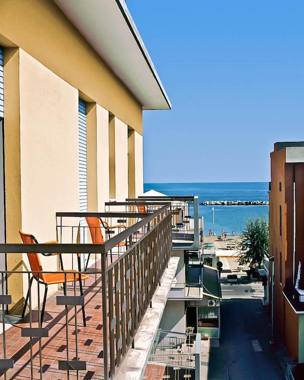 Hotel Tura Bellaria-Igea Marina Camera foto