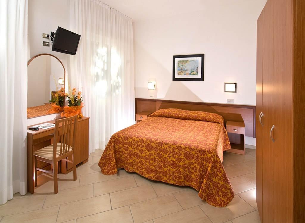Hotel Tura Bellaria-Igea Marina Camera foto