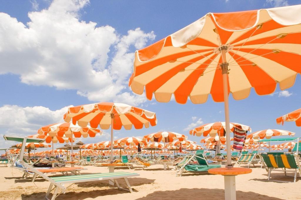 Hotel Tura Bellaria-Igea Marina Esterno foto